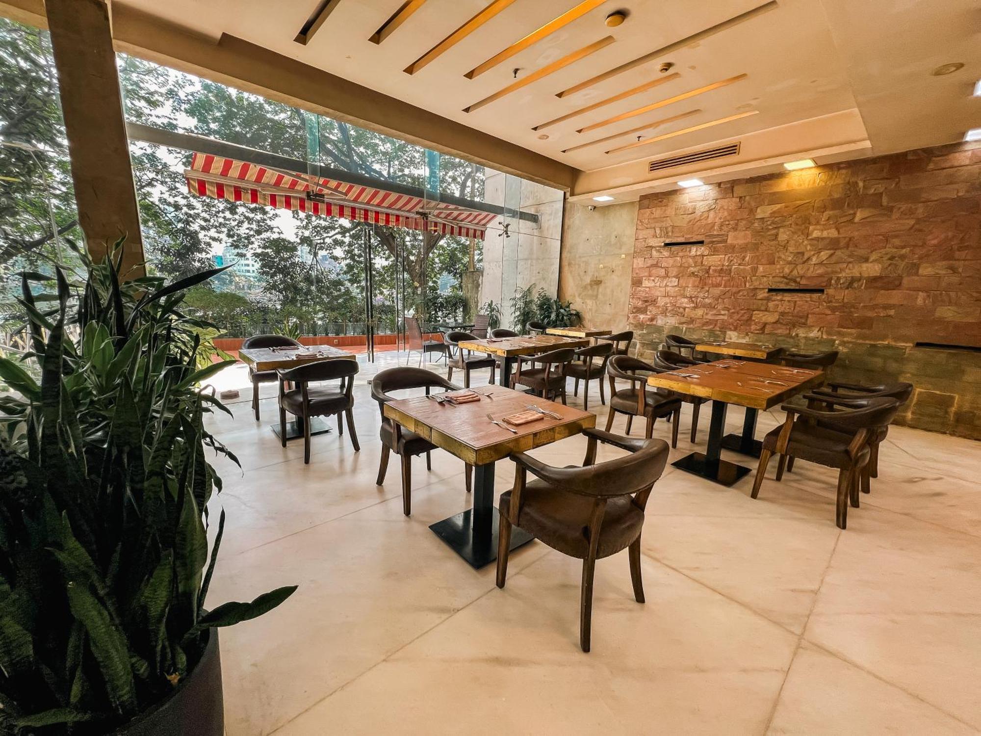 Coventina Lake Suites Dhaka Ngoại thất bức ảnh