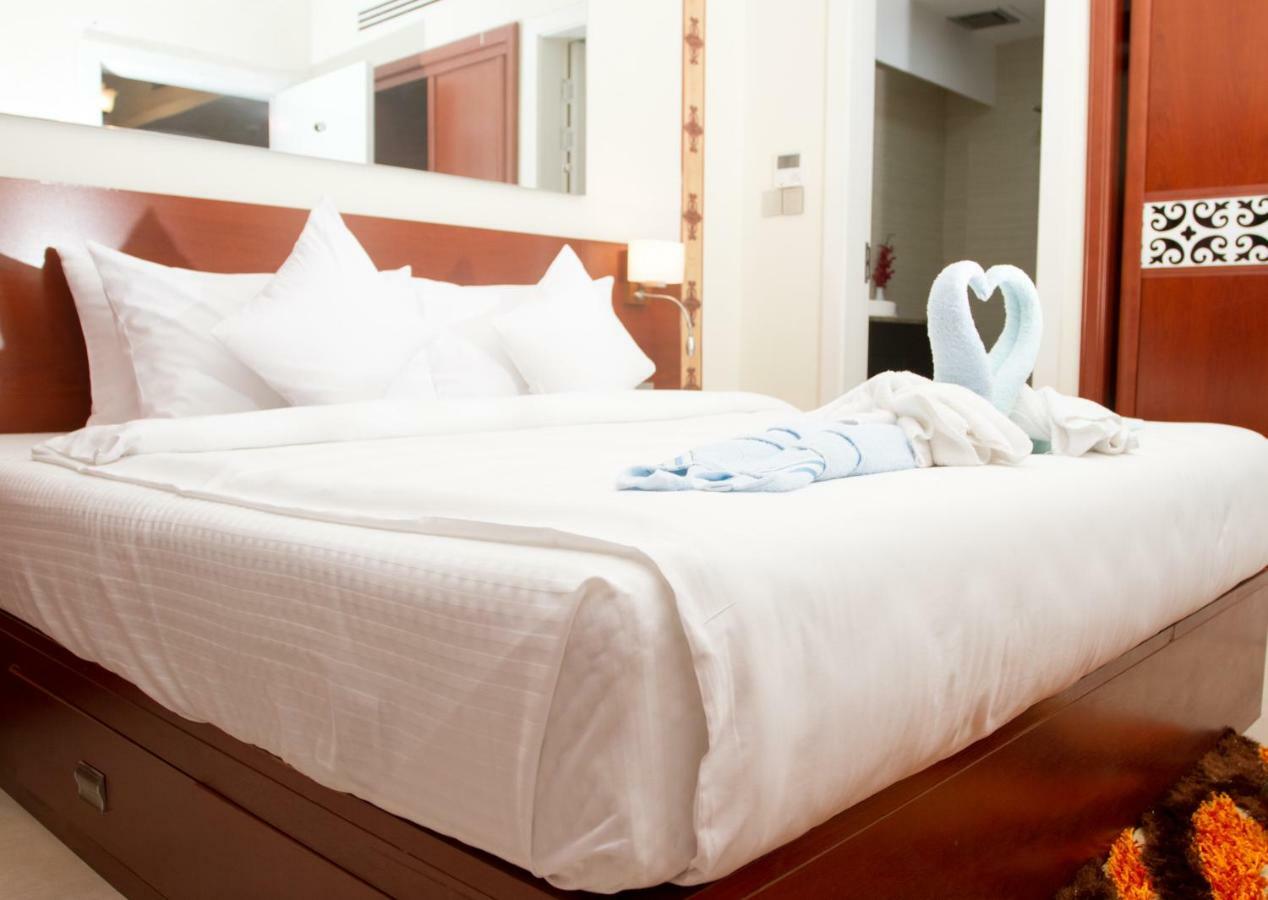 Coventina Lake Suites Dhaka Ngoại thất bức ảnh