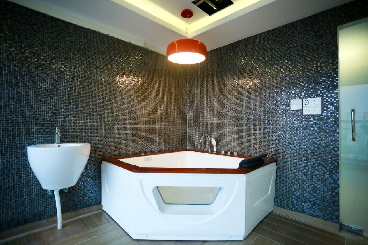 Coventina Lake Suites Dhaka Ngoại thất bức ảnh